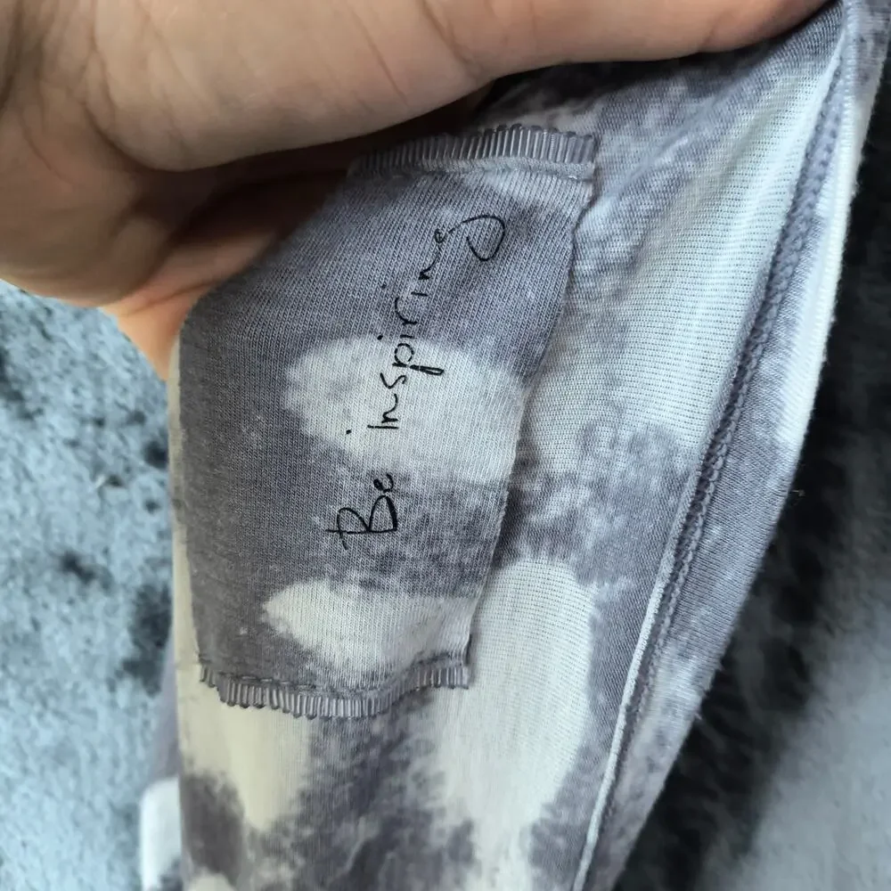 Lululemon OM Your Heart Scarf Seaside Dot Burnout Fossil